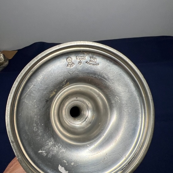 Elegant Vintage Silver Candle Holder - Picture 3 of 5